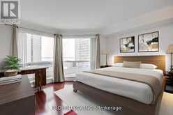 1006 - 10 QUEENS QUAY W Toronto