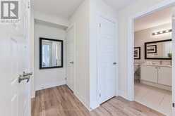 18 - 715 LAWRENCE AVENUE W Toronto