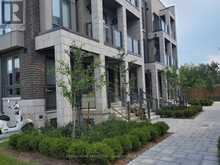 18 - 715 LAWRENCE AVENUE W Toronto