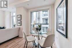 18 - 715 LAWRENCE AVENUE W Toronto