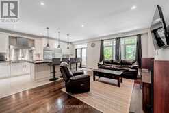 923 BEECHWOOD AVENUE Mississauga