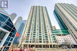 2207 - 77 HARBOUR SQUARE Toronto 