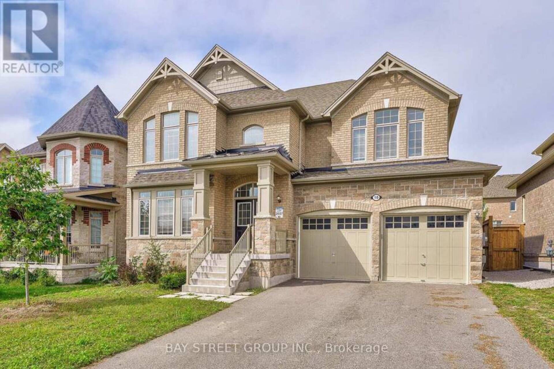 10 RUGMAN CRESCENT Springwater