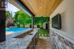 1386 WILLOWDOWN ROAD Oakville 