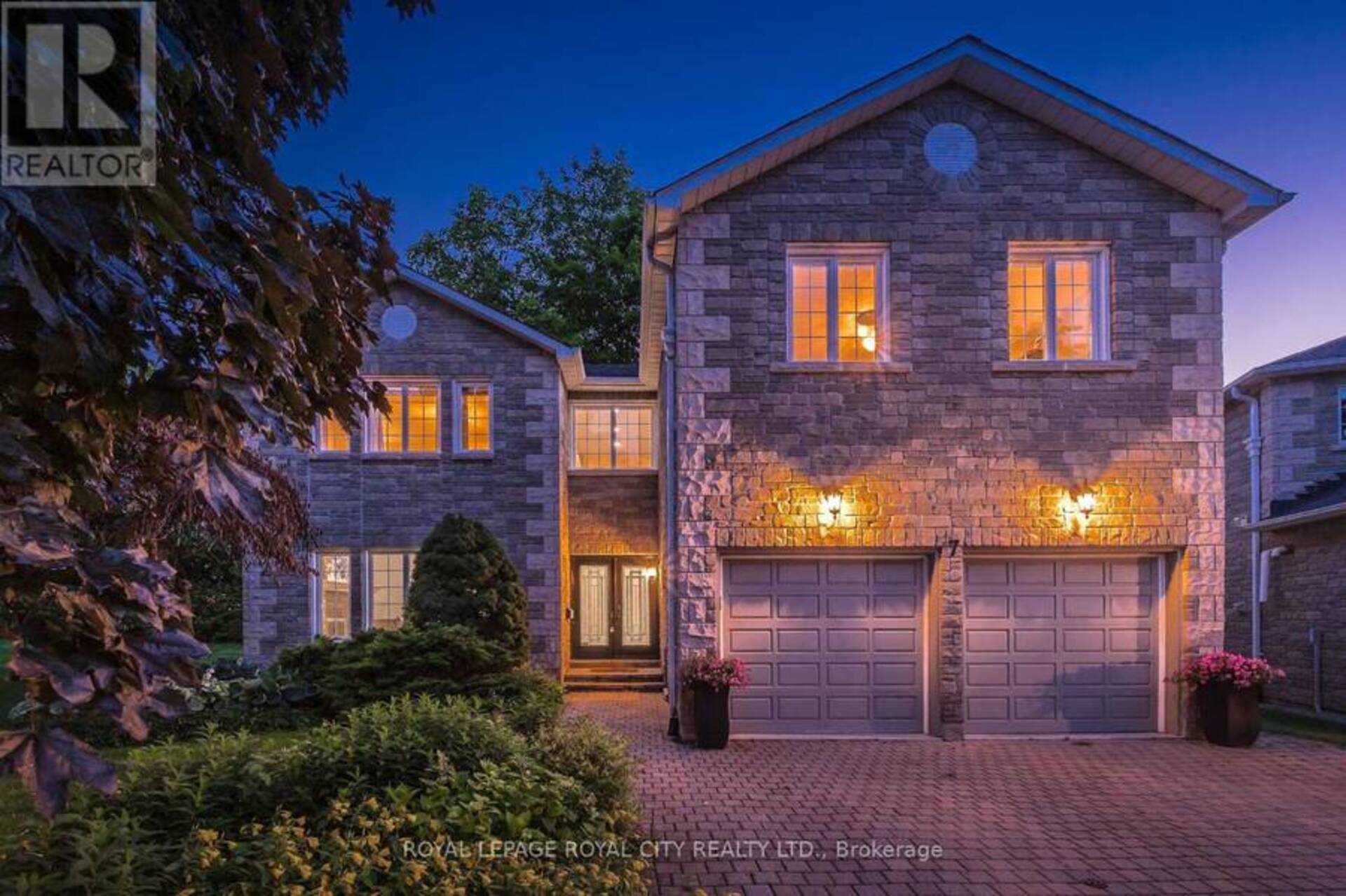 #7 - 25 MANOR PARK CRESCENT Guelph 