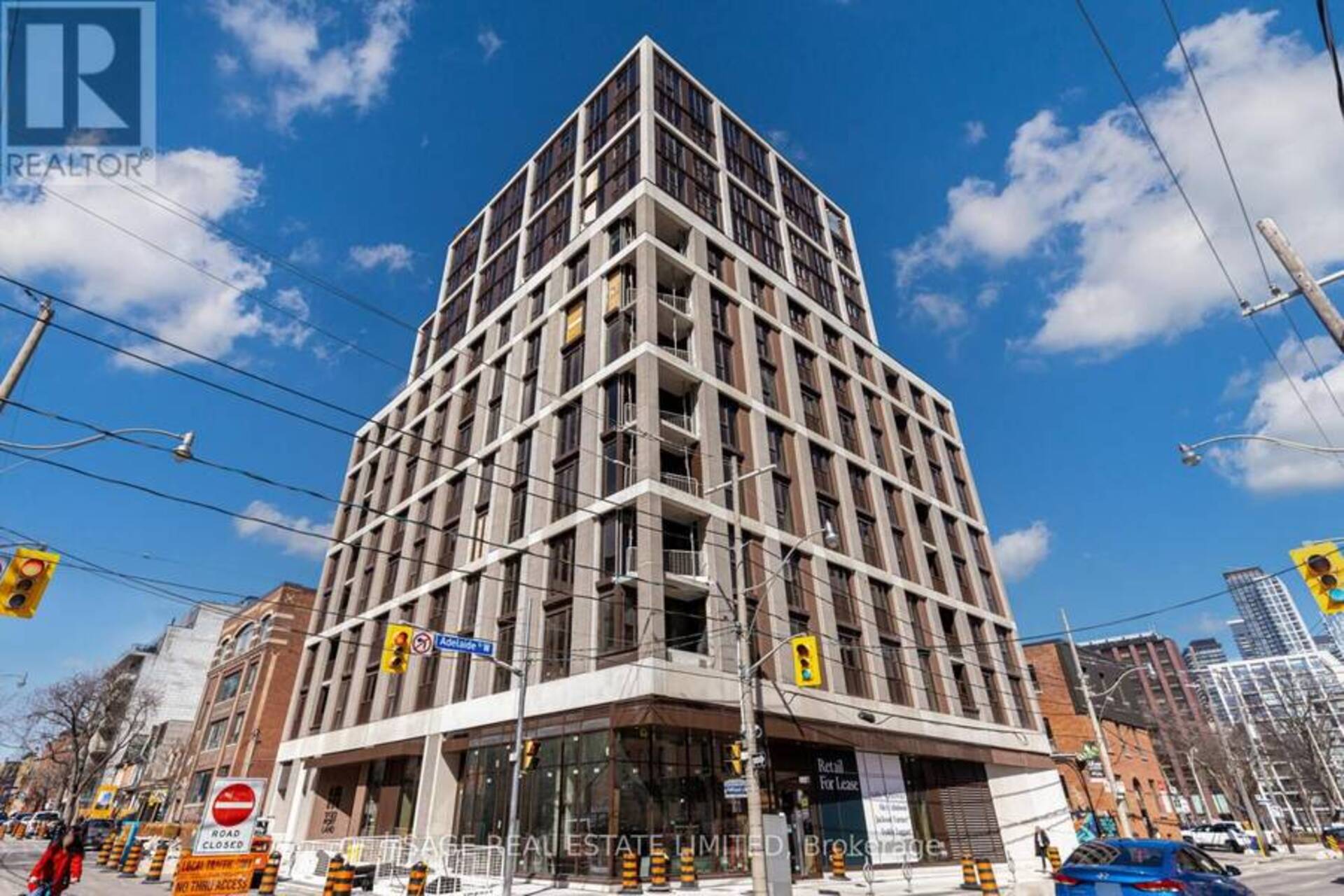 205 - 123 PORTLAND STREET Toronto