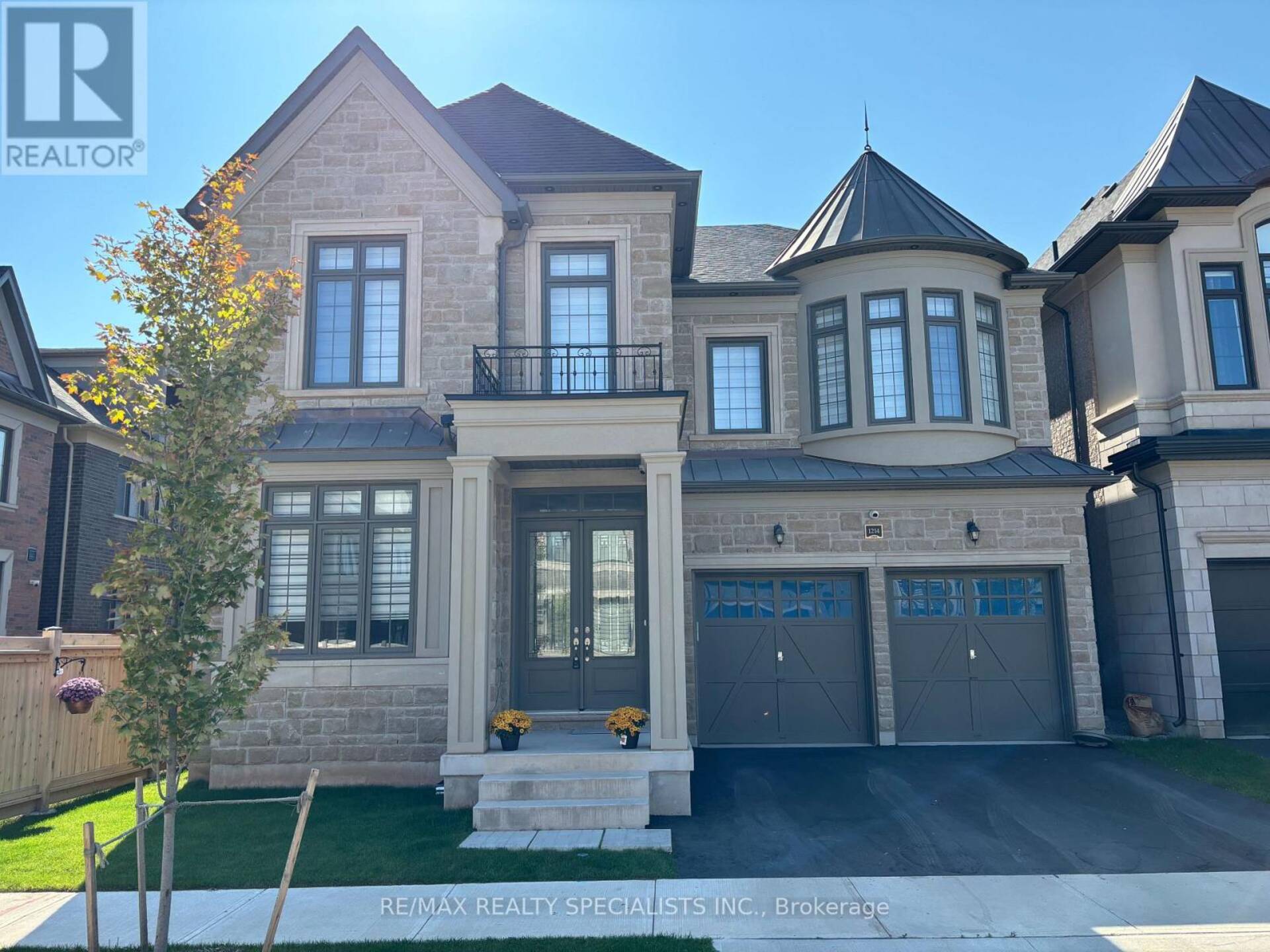 1214 PONDSIDE TRAIL Oakville