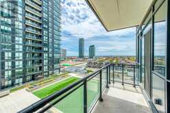 701 - 510 CURRAN PLACE Mississauga