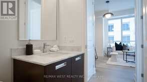 2301 - 21 BALMUTO STREET Toronto