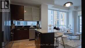 2301 - 21 BALMUTO STREET Toronto