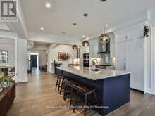 2302 HYACINTH CRESCENT Oakville 