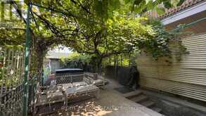 223 MANNING AVENUE Toronto