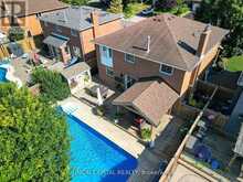 48 BRAMBLE CRESCENT Whitchurch-Stouffville 