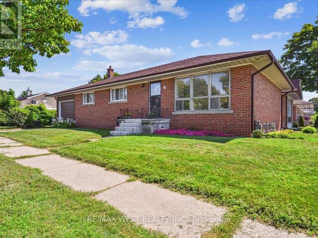 33 WARNICA AVENUE Toronto Ontario