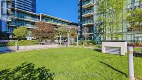 1803 - 4070 CONFEDERATION PARKWAY Mississauga