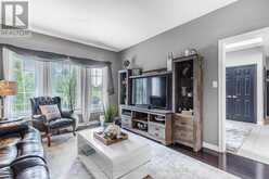 62 SANDRINGHAM DRIVE Barrie 