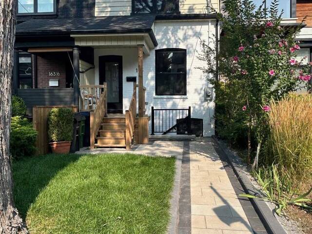 UNIT 2 - 163 HAMPTON AVENUE E Toronto Ontario