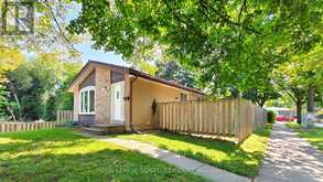 88 MCCRANEY STREET W Oakville 