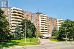 705 - 40 BAIF BOULEVARD Richmond Hill 