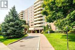 705 - 40 BAIF BOULEVARD Richmond Hill 