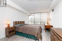 301 - 22 CLARISSA DRIVE Richmond Hill 