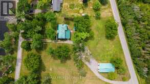 572 LAKESIDE DRIVE Prince Edward County