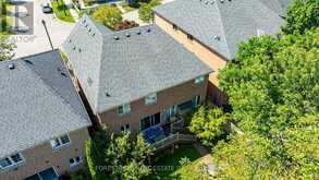 55 GREENBANK DRIVE Richmond Hill 