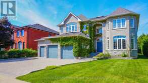 112 CRESTWOOD ROAD Vaughan 