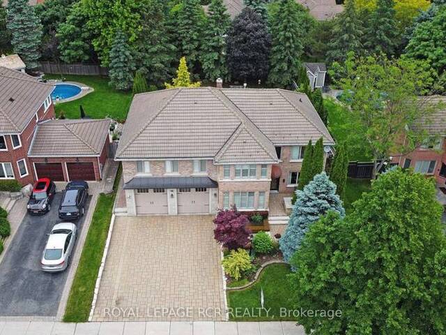 14 WETHERSFIELD COURT Aurora Ontario