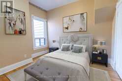 UPPER - 577 DUFFERIN STREET Toronto