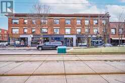 4 - 1074 ST CLAIR AVENUE W Toronto 