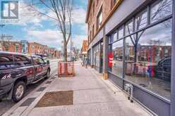 4 - 1074 ST CLAIR AVENUE W Toronto 