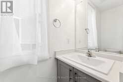 65 - 31 CASPIAN SQUARE Clarington