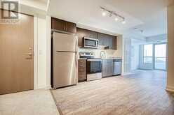 402 - 10 WILBY CRESCENT Toronto