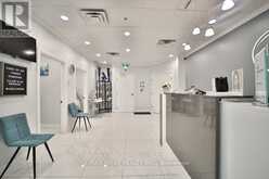 304 - 250 DUNDAS STREET W Mississauga 