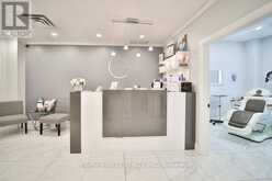 304 - 250 DUNDAS STREET W Mississauga 