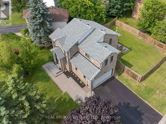 16 ROYAL AMBER CRESCENT East Gwillimbury Ontario