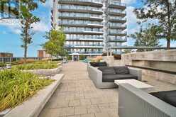 707 - 9471 YONGE STREET Richmond Hill