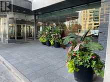 2206 - 77 HARBOUR SQUARE Toronto