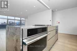 899 DUNDAS STREET W Toronto