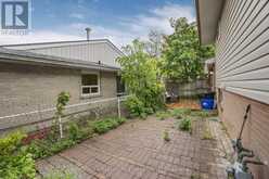 1, 2, 3 - 104 DAPHNE CRESCENT Barrie 