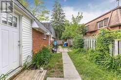 1, 2, 3 - 95 FARMINGDALE CRESCENT Barrie 