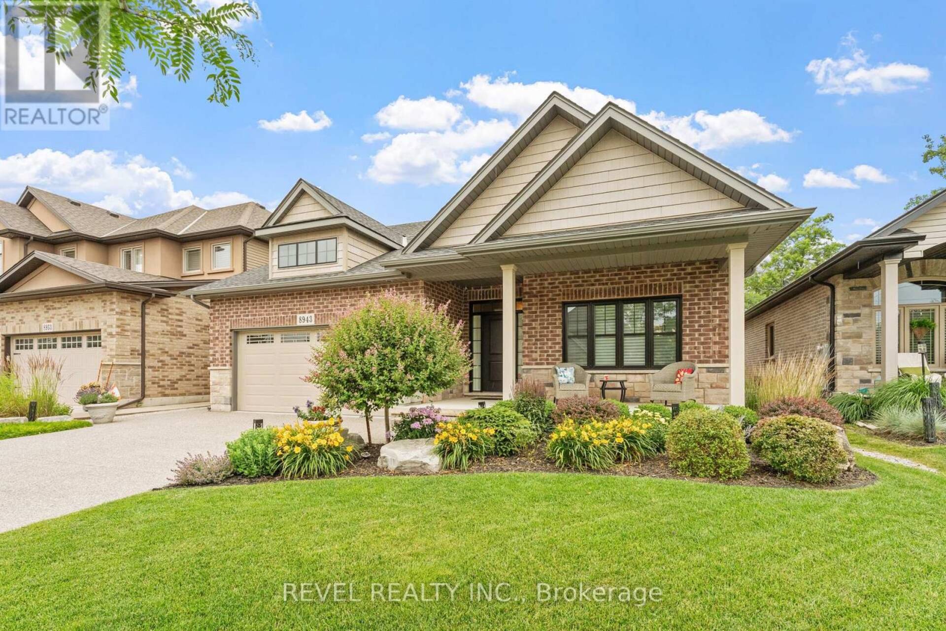 8943 BLACK FOREST CRESCENT Niagara Falls