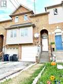 19 WARNER AVE AVENUE E Toronto