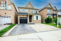 56 CARTER STREET Bradford/West Gwillimbury 