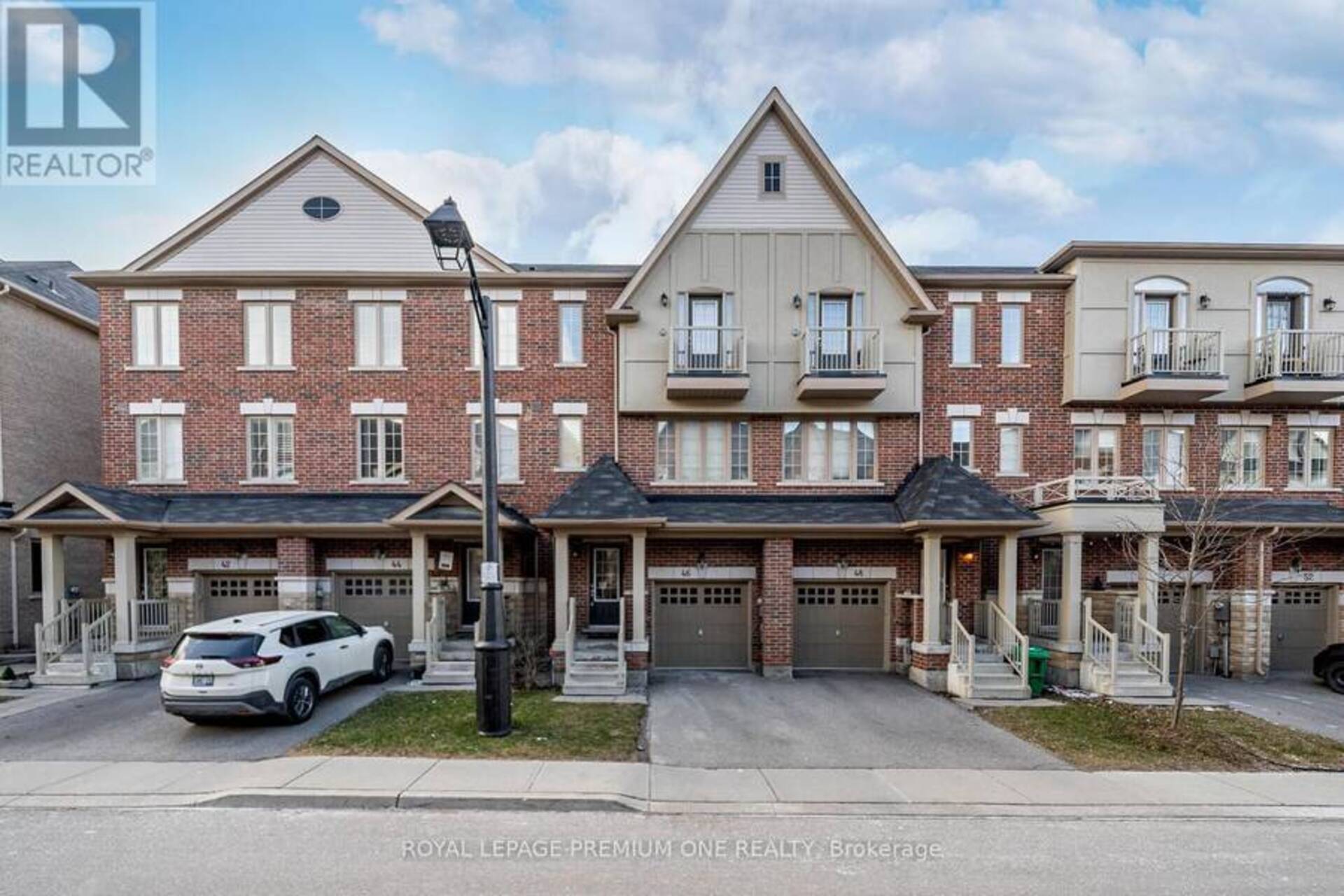 46 KAYAK HEIGHTS N Brampton