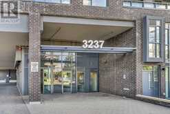 512 - 3237 BAYVIEW AVENUE Toronto