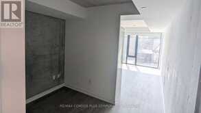 203 - 195 MCCAUL STREET Toronto