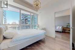 1001 - 30 ROEHAMPTON AVENUE Toronto