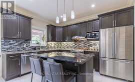 1025 GLENEAGLE TRAIL London